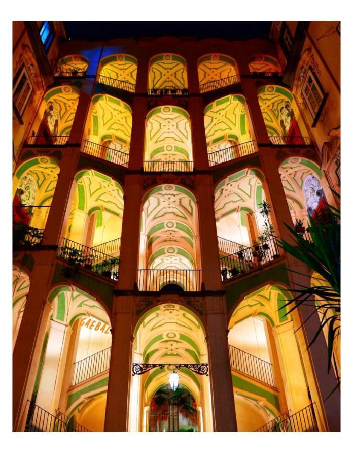 Residenza Marvin De Curtis Apartment Napoli Bagian luar foto